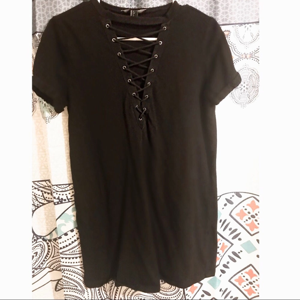 🖤Cute Black Dress w/laced details